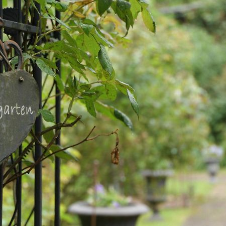 B&B Dressings Traumgarten Kaiserslautern Eksteriør billede
