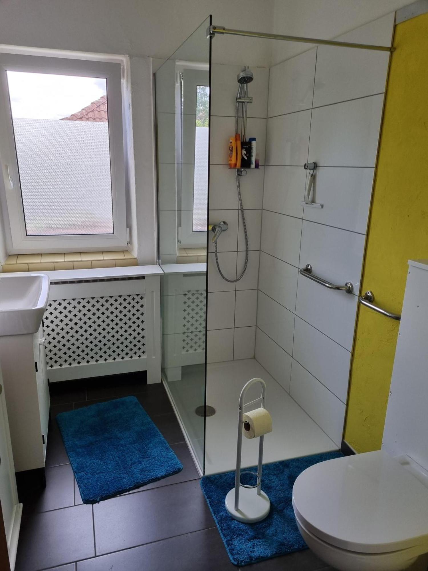 B&B Dressings Traumgarten Kaiserslautern Værelse billede